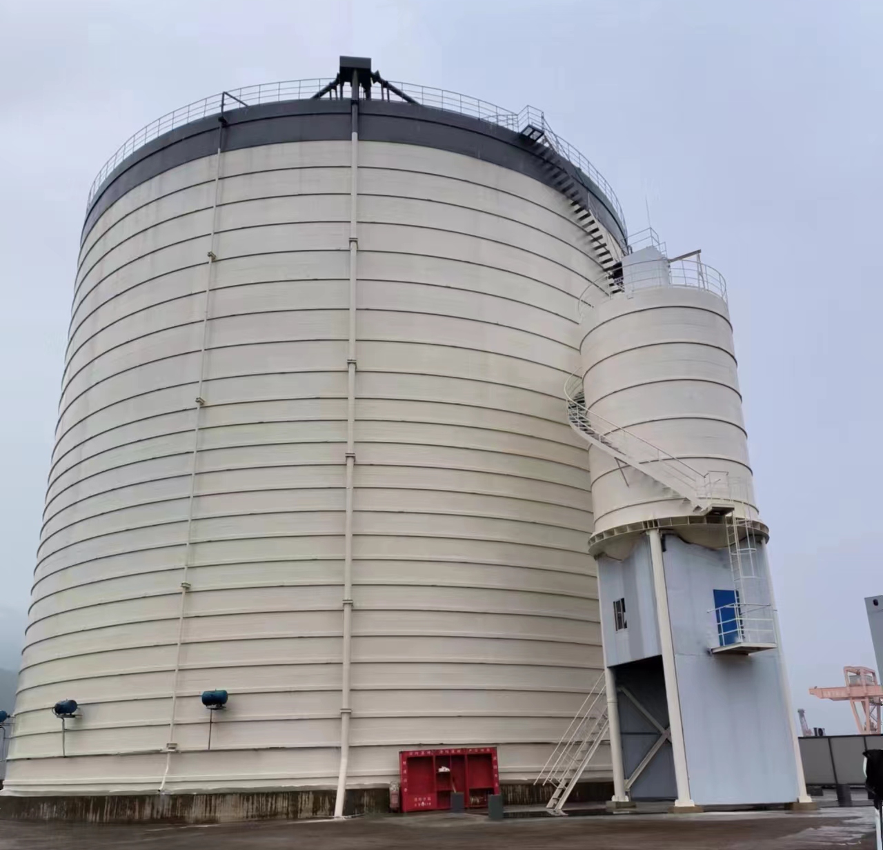 鼎湖10万吨水泥钢板库